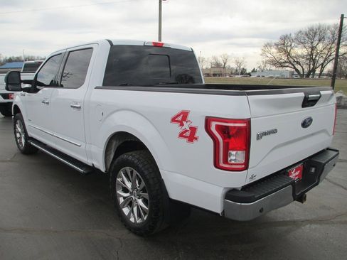 Used 2015 Ford F150 XLT w/ Equipment Group 302A Luxury image 7