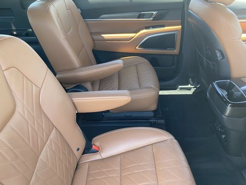 Certified 2024 Kia Telluride SX Prestige X-Line AWD/4WD image 12