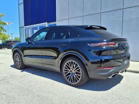 Used 2020 Porsche Cayenne AWD/4WD image 3