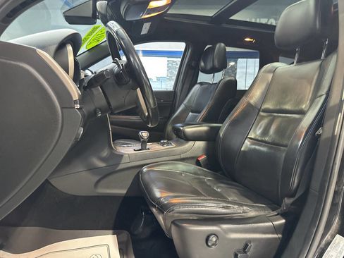 Used 2015 Jeep Grand Cherokee Limited w/ Luxury Group II image 19