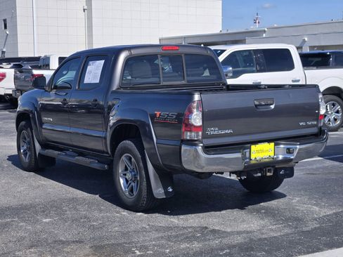 Used 2013 Toyota Tacoma 4x4 Double Cab w/ SR5 Pkg image 8