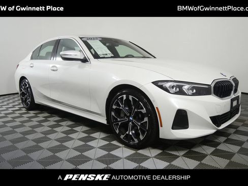 Used 2025 BMW 330i Sedan w/ Premium Package RWD image 1