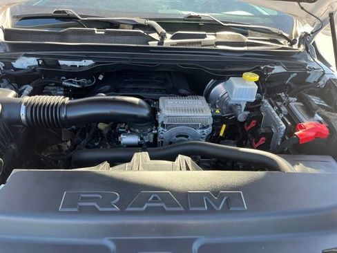 Used 2022 RAM 1500 Limited w/ Body Color Bumper Group AWD/4WD image 32