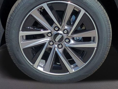 New 2026 Cadillac Vistiq Sport w/ LPO, Floor Liner Package AWD/4WD image 15