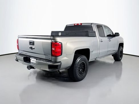Used 2017 Chevrolet Silverado 1500 LT w/ LPO, Black Pack AWD/4WD image 5