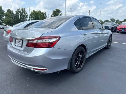 Used 2016 Honda Accord EX-L image 5