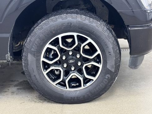 Used 2022 Ford F150 XLT w/ Equipment Group 302A High image 3