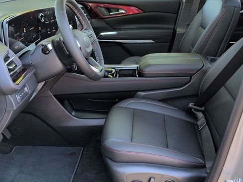 New 2026 Chevrolet Traverse Z71 w/ Driver Confidence Package AWD/4WD image 18