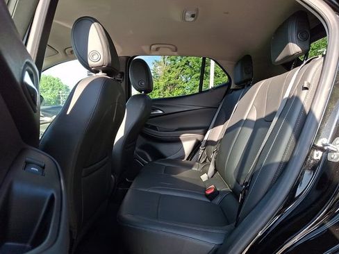 Used 2024 Buick Encore GX Sport Touring FWD image 10