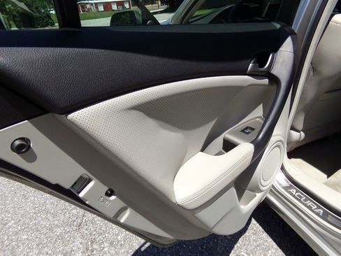 Used 2010 Acura TSX V6 Sedan FWD image 44