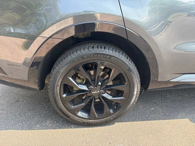Used 2023 Kia Sorento SX AWD/4WD image 10