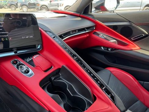Used 2023 Chevrolet Corvette Stingray Premium Conv w/ Z51 Performance Package RWD image 28