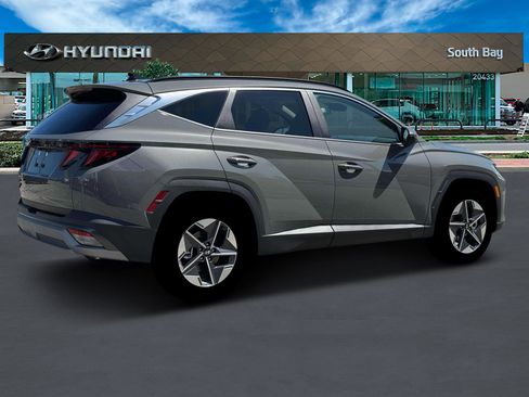 New 2026 Hyundai Tucson SEL image 8