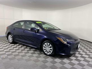 Used 2022 Toyota Corolla LE video 1