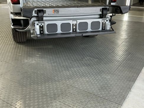 Used 2026 GMC Sierra 1500 SLT w/ SLT Premium Package image 15