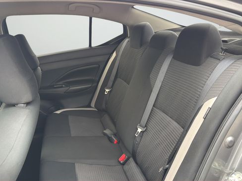 Used 2020 Nissan Versa SV FWD image 34