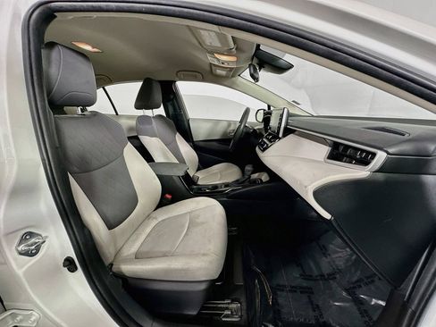 Used 2021 Toyota Corolla LE w/ Carpet Mat Package (TMS) FWD image 27
