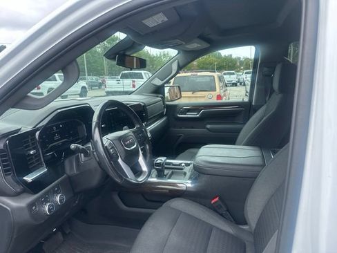 Used 2023 GMC Sierra 1500 Elevation AWD/4WD image 13