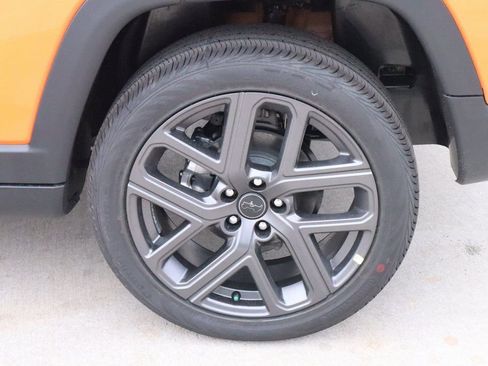 New 2026 Jeep Compass Latitude AWD/4WD image 12