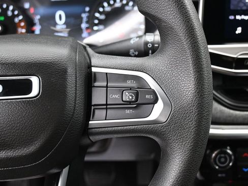 Used 2023 Jeep Compass Sport AWD/4WD image 21