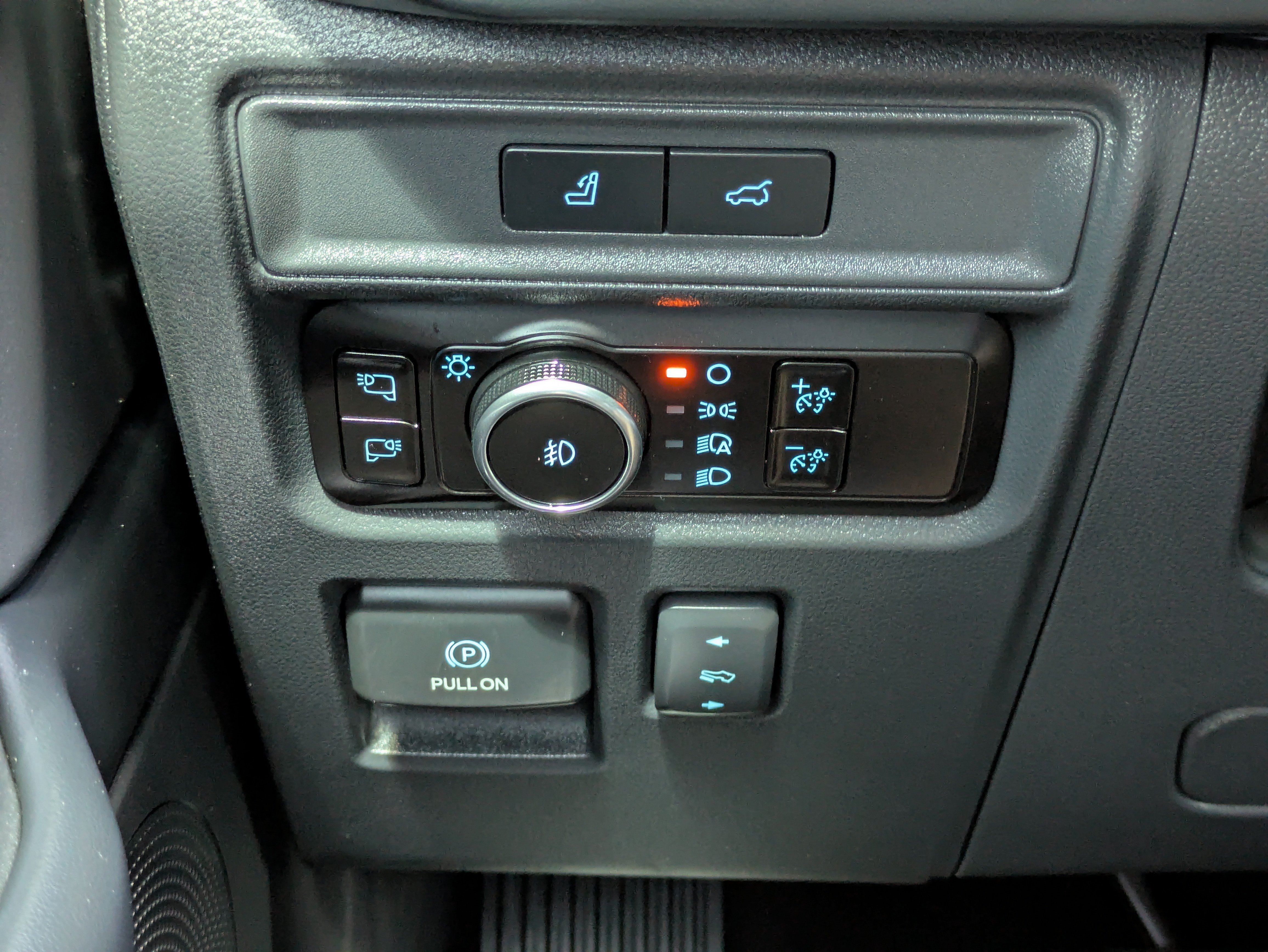 Used 2023 Ford Expedition Platinum AWD/4WD image 38