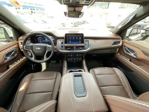 Used 2023 Chevrolet Tahoe High Country image 9