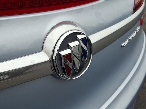 Used 2018 Buick Cascada Premium image 28