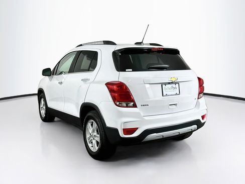Used 2019 Chevrolet Trax LT w/ LT Convenience Package FWD image 5