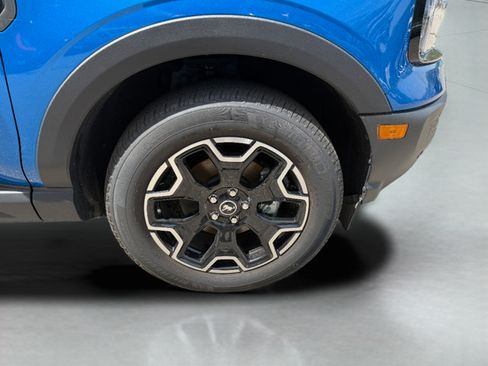 Certified 2025 Ford Bronco Sport Outer Banks w/ Outer Banks Tech Package+ AWD/4WD image 27