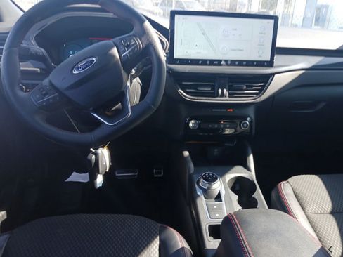 Used 2023 Ford Escape ST-Line Select w/ Tech Pack #2 AWD/4WD image 9