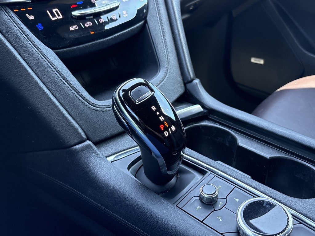 Used 2021 Cadillac XT6 Premium Luxury FWD image 22