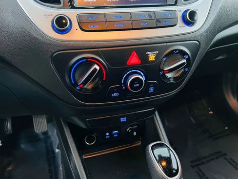 Used 2019 Hyundai Accent SEL image 32