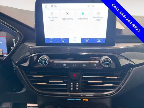 Used 2023 Ford Escape ST-Line image 14