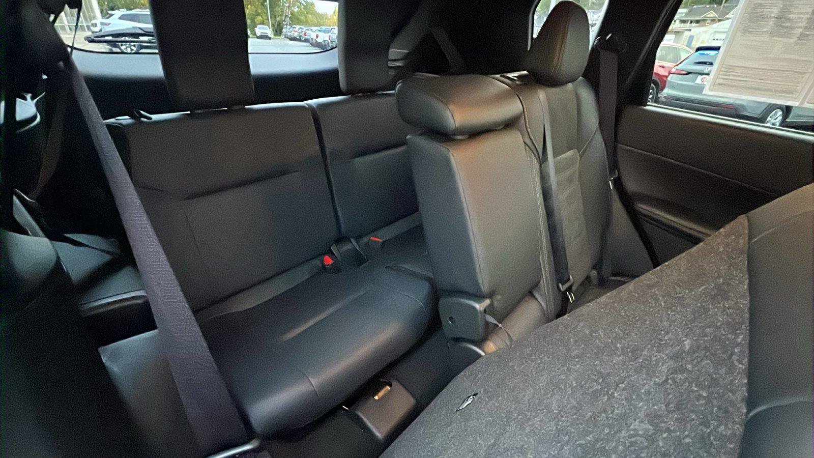 Used 2024 Mitsubishi Outlander SE AWD/4WD image 16