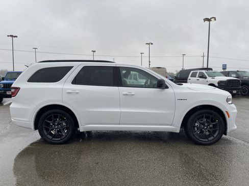 New 2026 Dodge Durango GT image 3