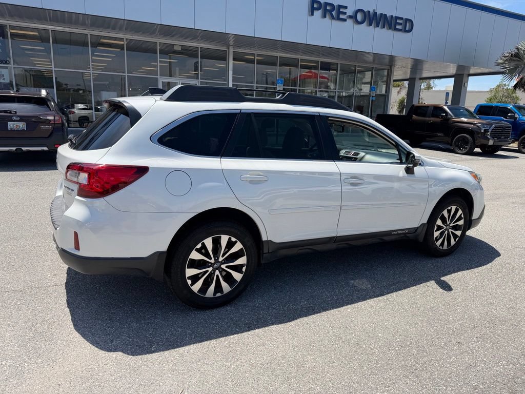 Used 2017 Subaru Outback 2.5i Limited w/ Popular Package #5 AWD/4WD image 2