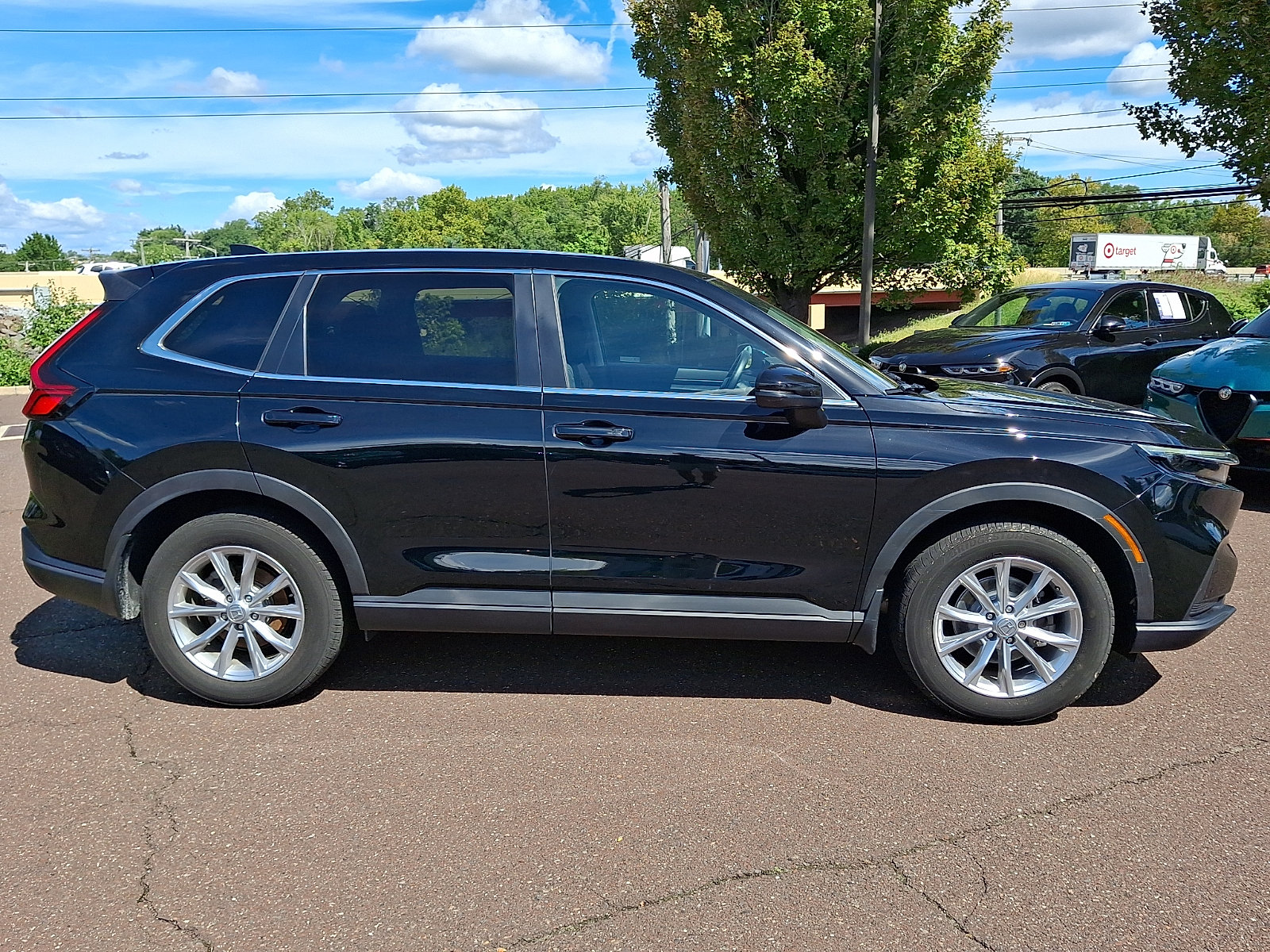Used 2024 Honda CR-V EX image 7
