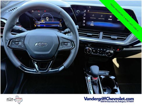 New 2026 Chevrolet Trax RS w/ Sunroof Package FWD image 11