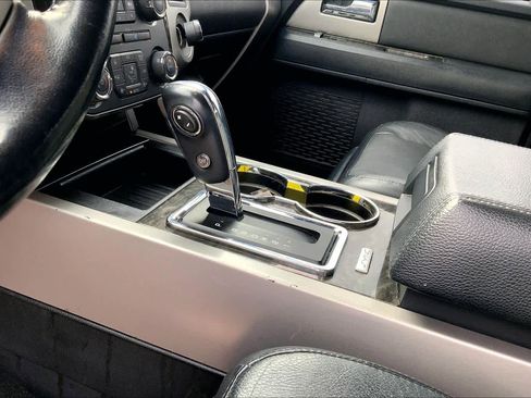 Used 2017 Ford Expedition EL Limited image 17