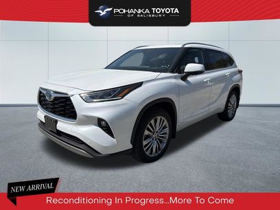 Used 2023 Toyota Highlander Platinum