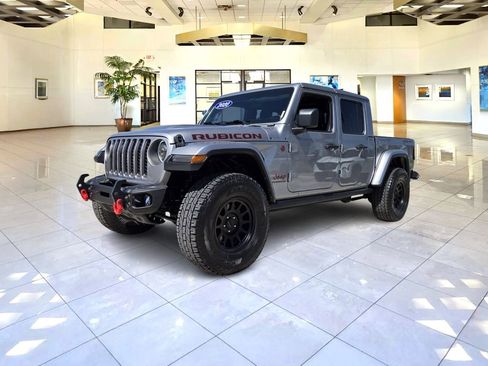 Used 2020 Jeep Gladiator Rubicon w/ Trailer Tow Package image 3