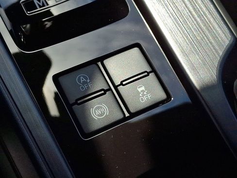 Used 2026 Subaru Outback Premium AWD/4WD image 24
