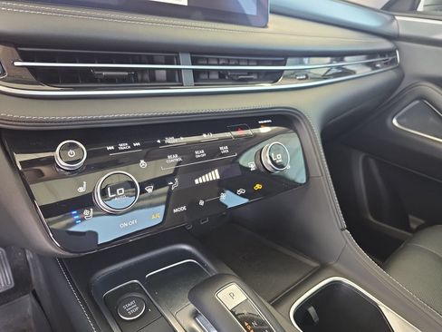 Certified 2023 INFINITI QX60 Luxe w/ Performance Audio Package AWD/4WD image 23