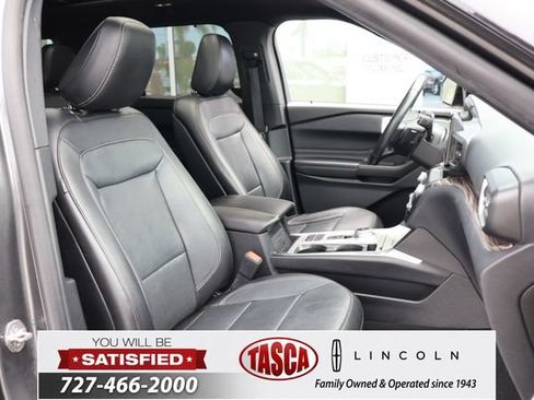 Used 2020 Ford Explorer Limited RWD image 23