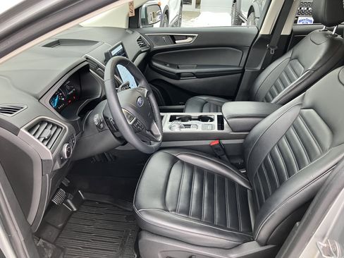 Used 2024 Ford Edge SEL w/ Convenience Package image 13