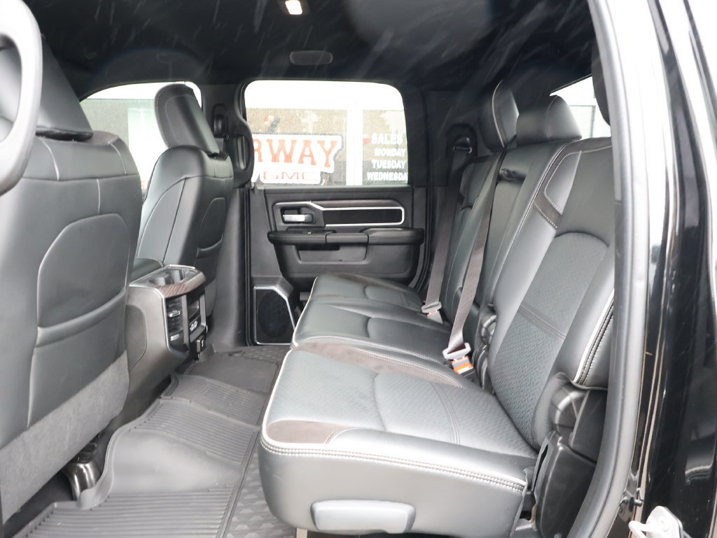 Used 2025 RAM 2500 Laramie AWD/4WD image 26