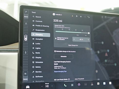 Used 2022 Tesla Model X image 22