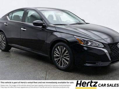 Used 2025 Nissan Altima 2.5 SV