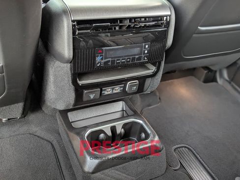 New 2026 Jeep Grand Wagoneer Limited AWD/4WD image 29