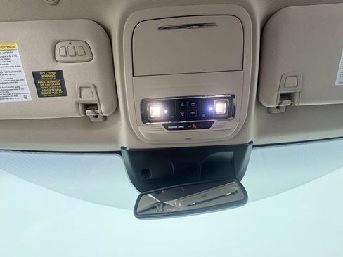 Used 2021 Lincoln Corsair FWD w/ Premium Package image 22